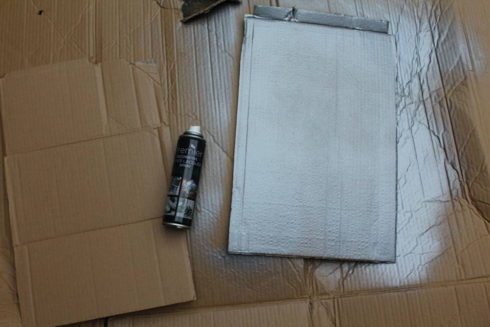 spraying cardboard sides 5 minute make